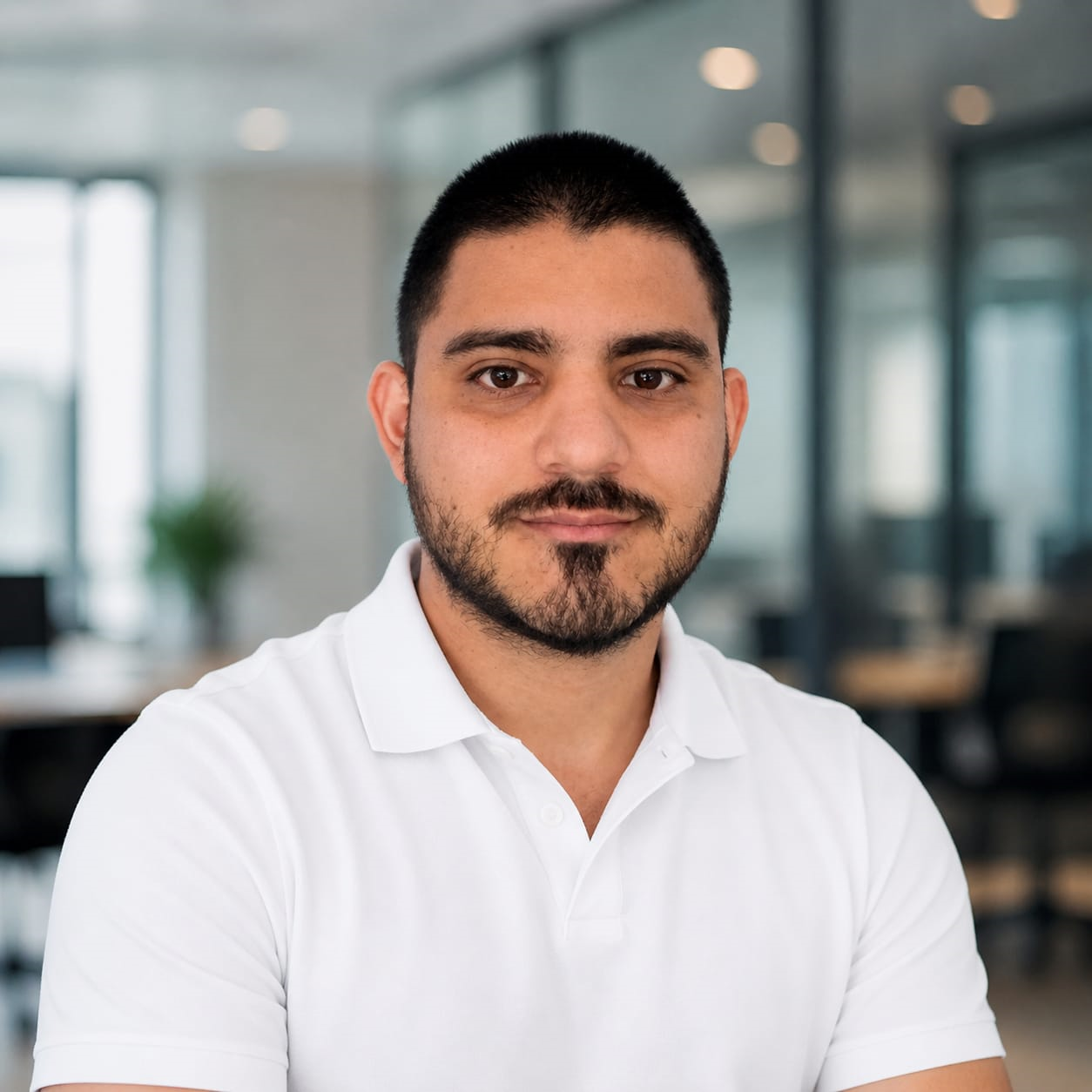 Johan Sebastian Mayor — Experto Financiero Construding Energy